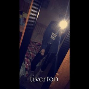 Meet your Posher, Victoria